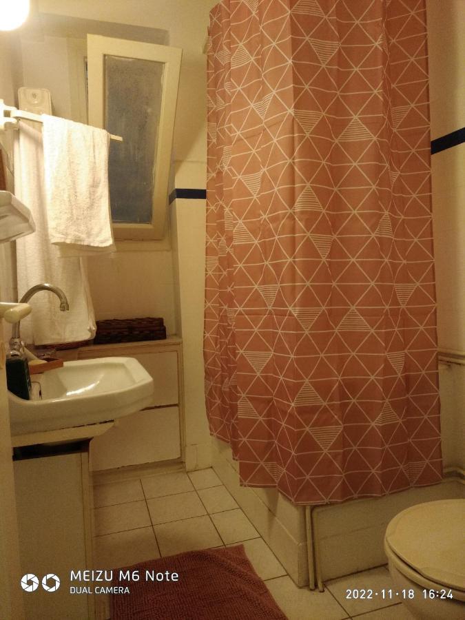 Central Studio Apartment Next To Plaka เอเธนส์ ภายนอก รูปภาพ
